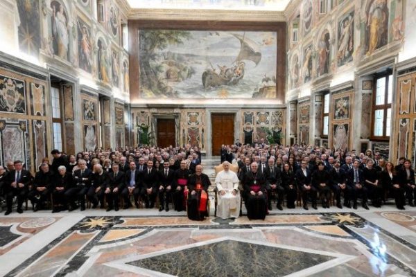 Đức Thánh Cha Lêô XIV tiếp giáo sư và sinh viên Học viện Giáo hoàng Khảo cổ Kitô giáo Đức Thánh Cha Lêô XIV tiếp giáo sư và sinh viên Học viện Giáo hoàng Khảo cổ Kitô giáo (@VATICAN MEDIA)