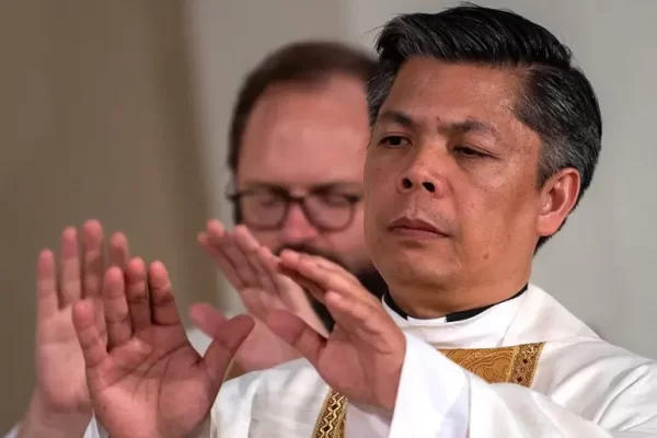 Đức ông Phêrô Bùi Đại Đức ông Phêrô Bùi Đại