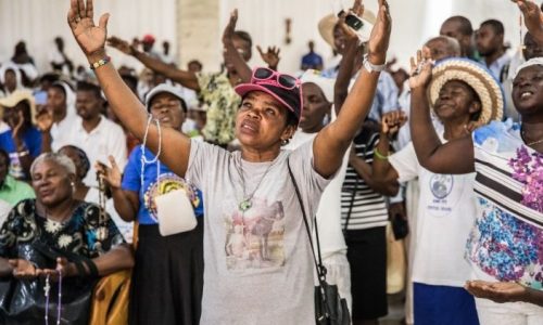 Tín hữu Haiti  (AFP or licensors)