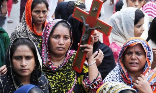 Các Kitô hữu ở Faisalabad, Pakistan, biểu tình chống bạo lực   (ANSA)