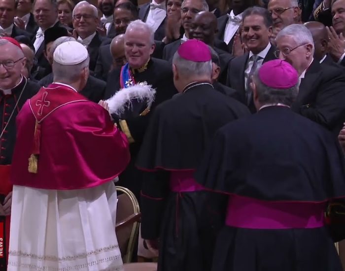 DTC Leo tiep doan ngoai giao DTC Leo tiep doan ngoai giao