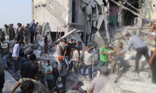 160 học sinh tại trường học ở Iran bị chết vì không kích