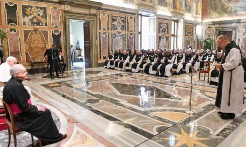 Các tu sĩ Trappist trong tổng hội năm 2022 (Vatican Media)