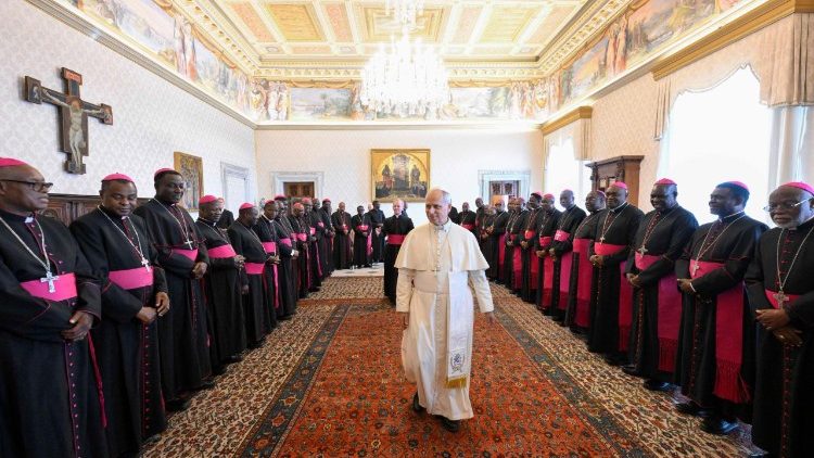 Trong chuyến viếng thăm “ad limina” tại Roma từ ngày 1 đến 16/3/2026, các Giám mục Nigeria đã yết kiến Đức Thánh Cha Lêô XIV và trình bày với ngài về thực trạng nghiêm trọng...