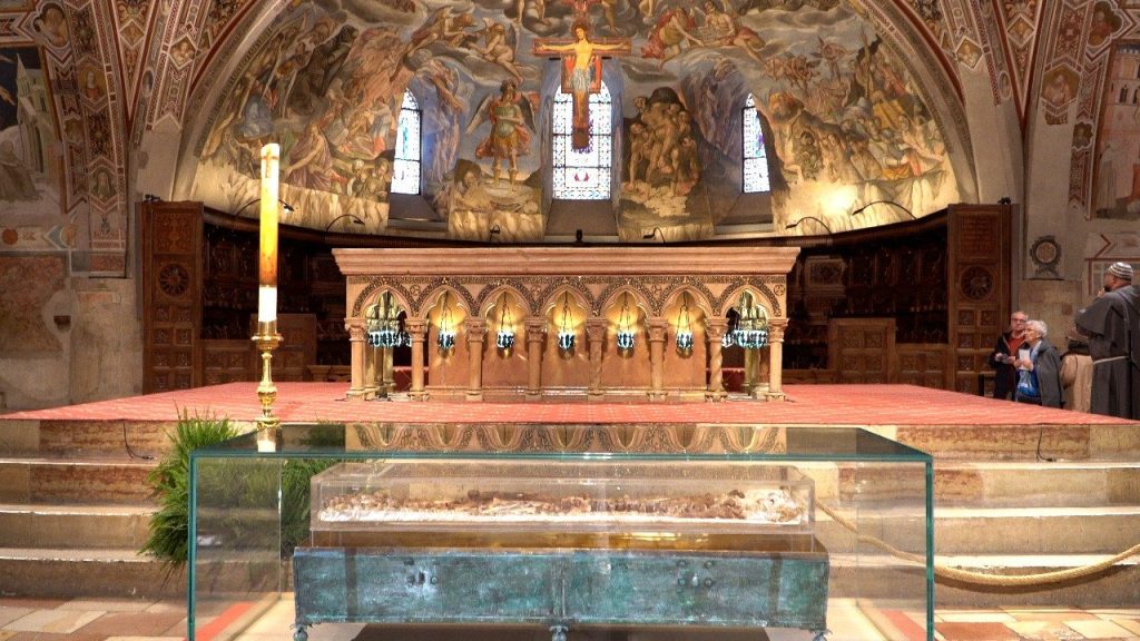 Nhân 800 năm ngày mất Thánh Phanxicô, lần đầu thi hài ngài được trưng bày tại Assisi (22/2–22/3/2026), ước tính có khoảng 400.000 tín hữu đến....