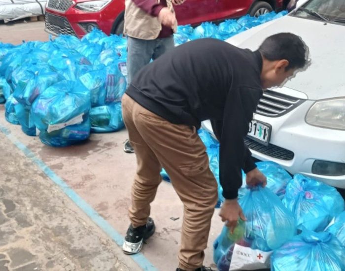 Hiệp hội Phúc lợi Công giáo Cận Đông vận chuyển các gói thực phẩm và đồ dùng vệ sinh  (© CNEWA Jerusalem)
