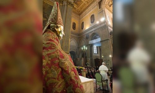 Tượng thánh Gennaro tại nhà thờ chính toà Napoli