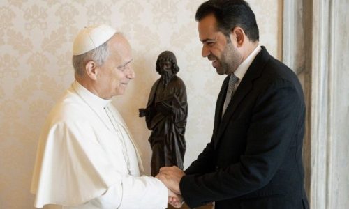 Đức Thánh Cha Lêô XIV gặp gỡ ông Mohamed Abdelsalam, Tổng Thư ký Giải Zayed về Tình Huynh đệ Nhân loại, ngày 25.08.2025.  (@VATICAN MEDIA)