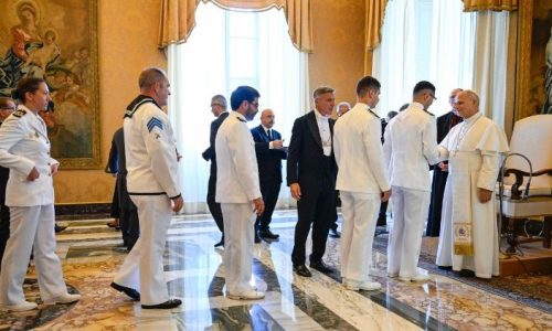 Đức Thánh Cha Lêô XIV tiếp phái đoàn Giáo hạt Quân đội Bồ Đào Nha tại Vatican