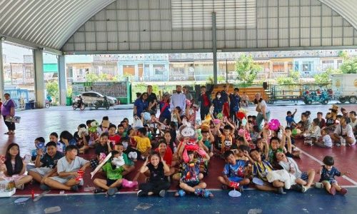Giao duc cong giao Thai Lan