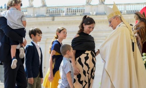 Đức Thánh Cha Lêô XIV trong Thánh lễ Ngày Năm Thánh Gia đình, Trẻ em, Ông và và Người Cao niên (VATICAN MEDIA)